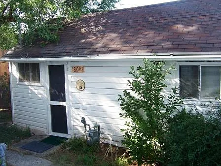 Studio, 400 sqft, $1,090 — Photo 1