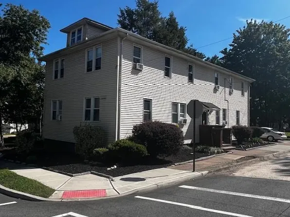 57 Luke Ave, Bergenfield, NJ 07621