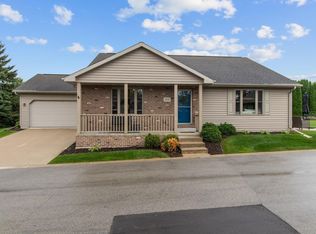 3512 Highland Center Dr, Green Bay, WI 54311