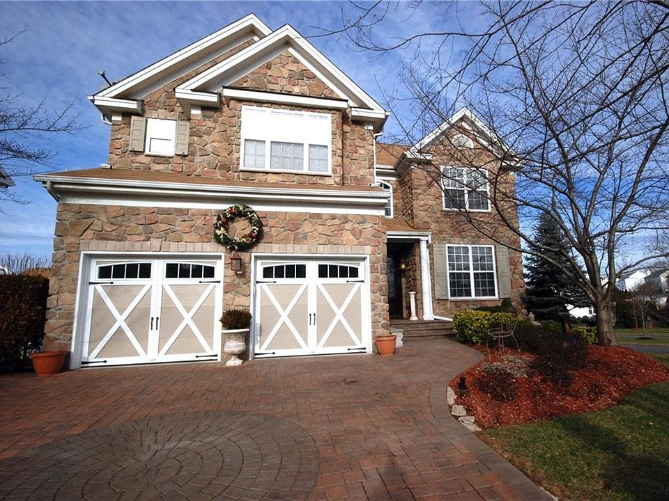1st image of 2 Kania Ct
