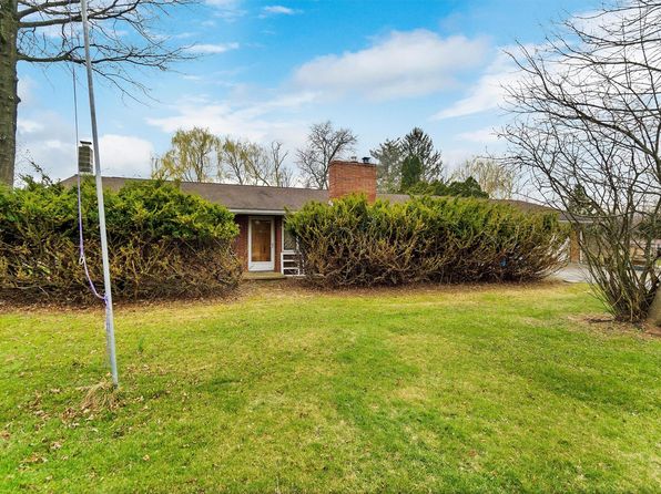 70 County Route 17, Pine Bush, NY 12566