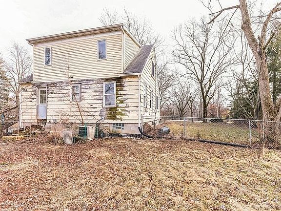 2nd image of 10652 Schneider Pl
