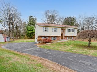 1 Mountainview Rd, Fishkill, NY 12524