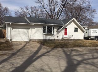 306 W Waring St, Valley, NE 68064