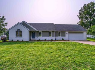 1004 SW 2nd St, Washington, IN 47501