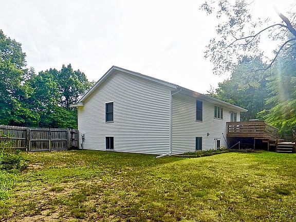 5th image of 2818 Fairway Dr