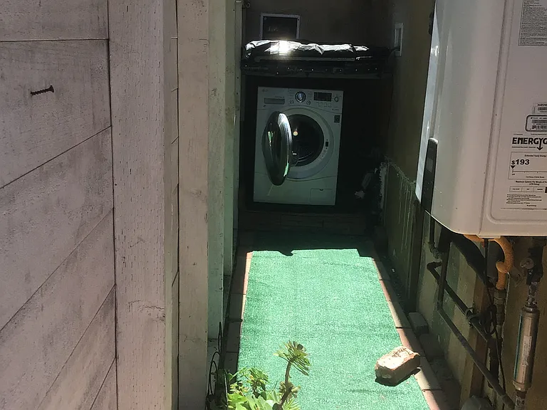425 35th Pl #A — Photo 15