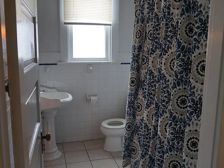 2253 Madison Ave — Photo 11