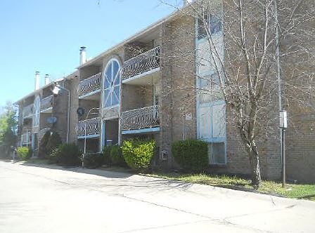 1st image of 2435 Montana Ave Unit 10