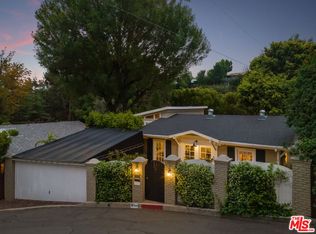 8504 Ridpath Dr, Los Angeles, CA 90046