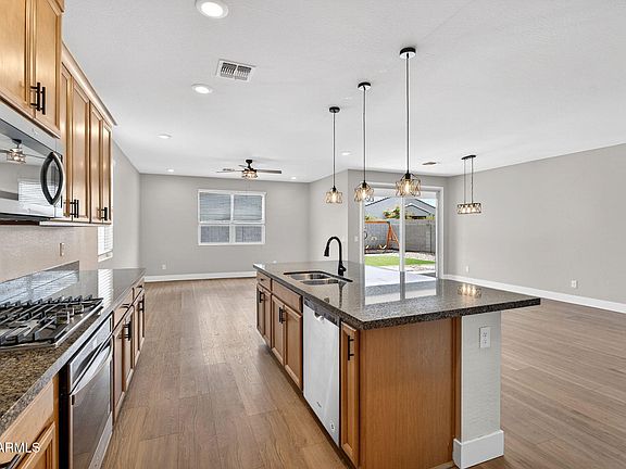 4th image of 36861 N MOYLE Street