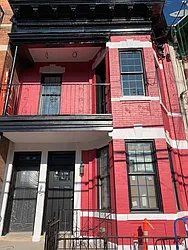 Rented by Hudson Exclusive