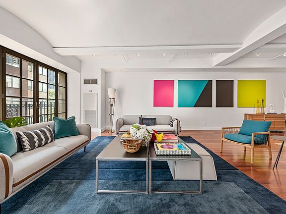 5th image of 43 W 64th St #5A