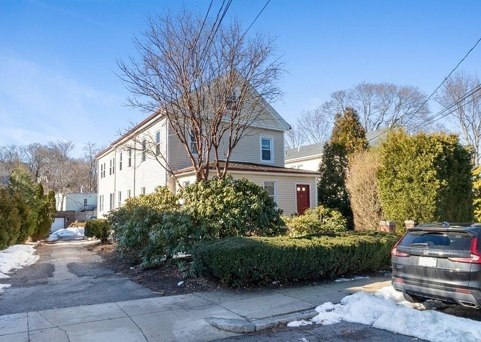 1st image of 49 Dighton St