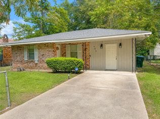 402 Phoenix Sq, Hammond, LA 70403
