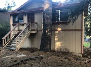 398 Redwood Ln, Crestline, CA 92325