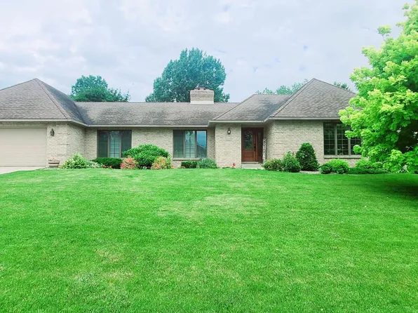 1005 3 1/2 Ave NW, Byron, MN 55920