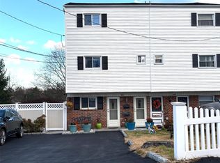 62 Elissa Ln #1, Yonkers, NY 10710