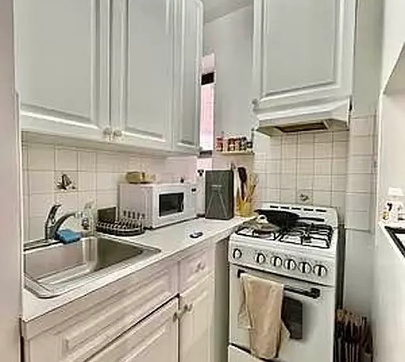 318 East 78th Street — Photo 3