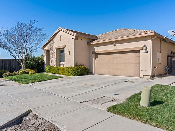 4th image of 2685 Remy Javier St