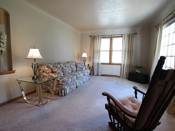 Spacious Living Room