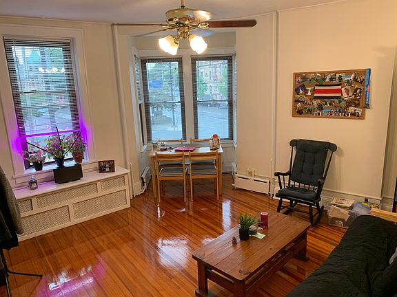 2nd image of 1 Sprague Pl APT 3