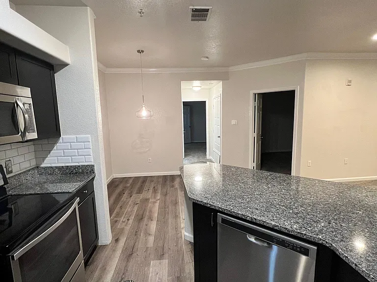 19049 E Warren Dr #202 — Photo 8