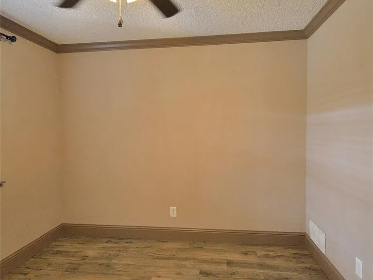 11315 Waxwood Dr — Photo 16