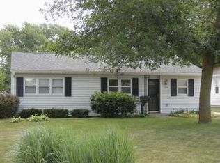 809 Elm St, Essexville, MI