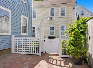 15 1/2 River St, Salem, MA 01970