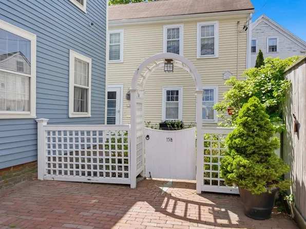 15 1/2 River St, Salem, MA 01970