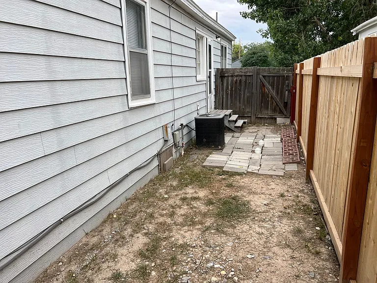 1016 E Roosevelt Ave — Photo 55