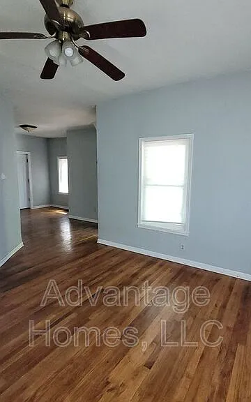 105 Brooklyn Ave — Photo 16