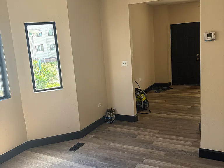 5653 Walter Ave #1 — Photo 7