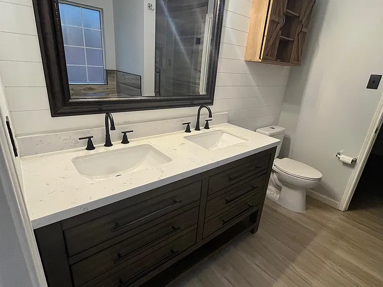 21119 Brae Point Ct — Photo 10