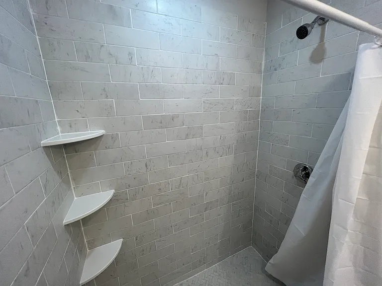 372 Oxford St #3 — Photo 7