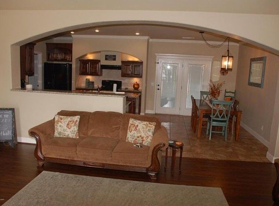 5th image of 3606 Knoll Dr