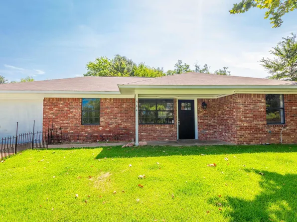 544 Cherry St, Chandler, TX 75758