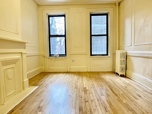 Rented by Douglas Elliman | media 8