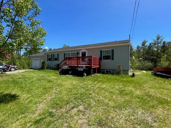 127 Palmer Road, Newport, ME 04953