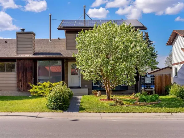 2162 N Summerfield Blvd SE, Airdrie, AB T4B 1X4
