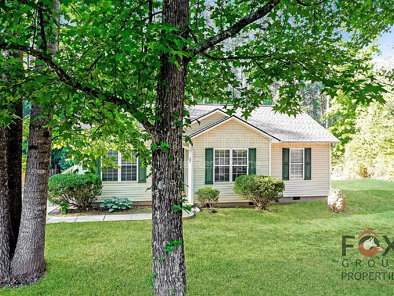184 Brook Creek Dr — Photo 16