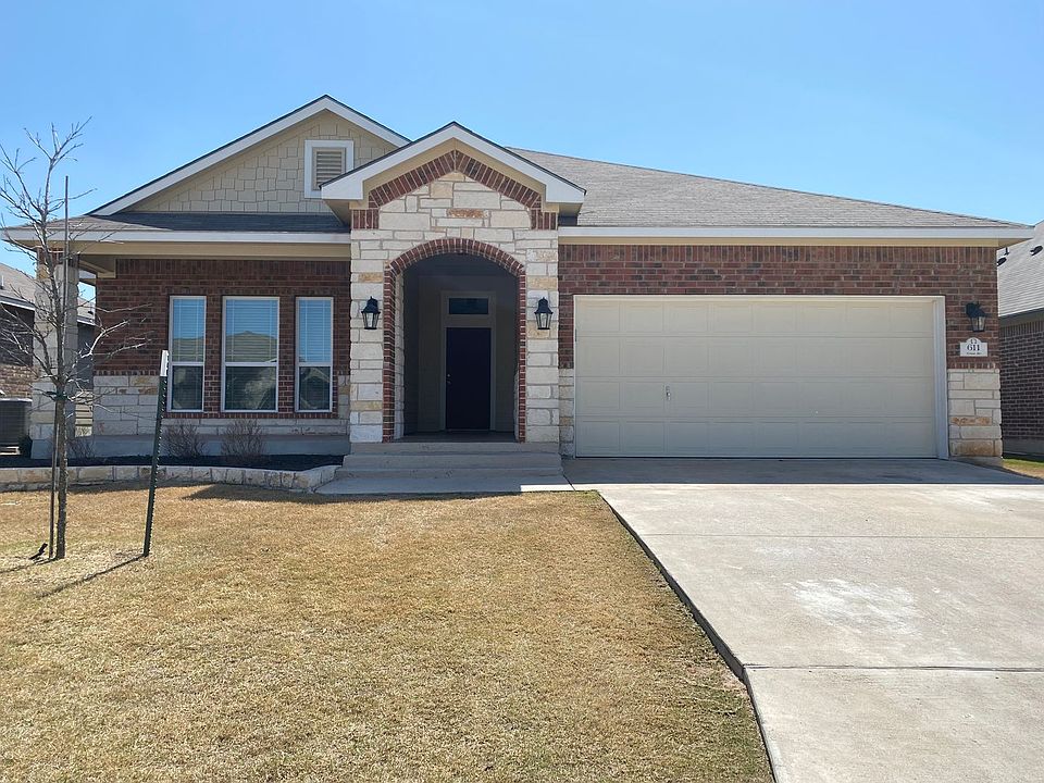 1st image of 611 Cross Dr