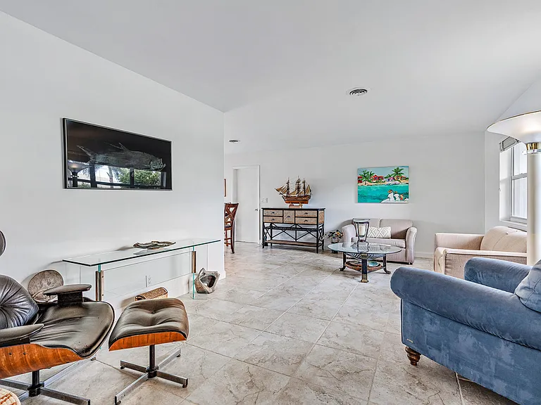 733 Waterway Dr — Photo 20