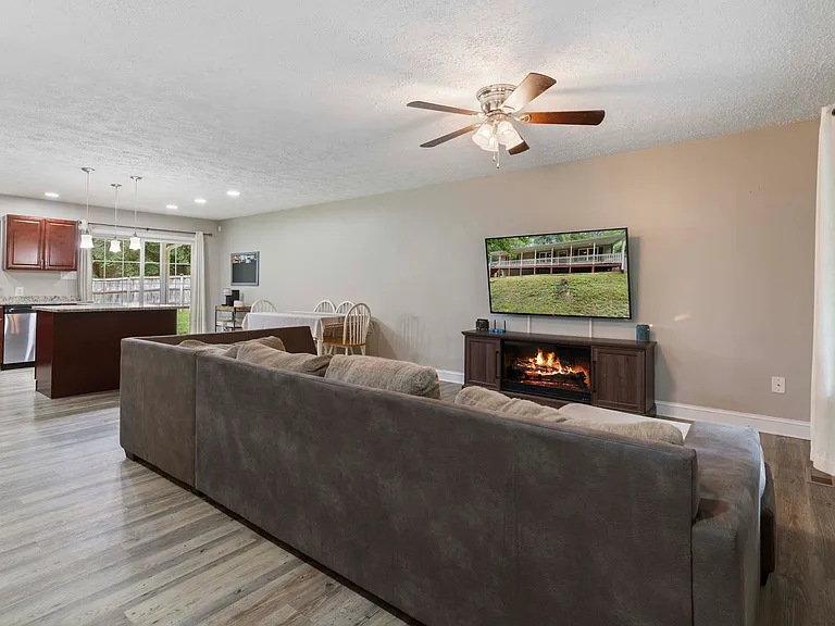12418 Red Rock Ct — Photo 7