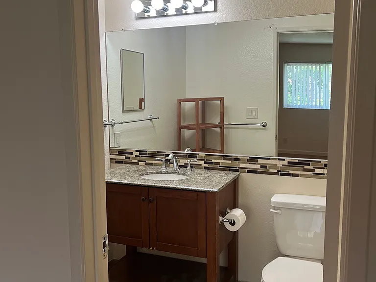 476 E Santa Anita Ave #G — Photo 11