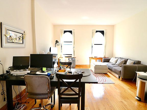 4th image of 167 W 80th St APT 5D