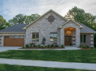 345 S Roaring Fork Dr, Bloomington, IN 47401