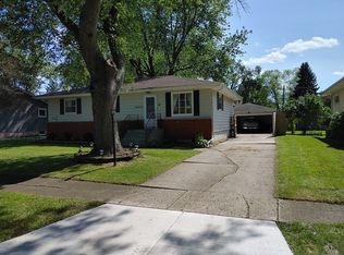 35W705 Crispin Dr, Elgin, IL 60123