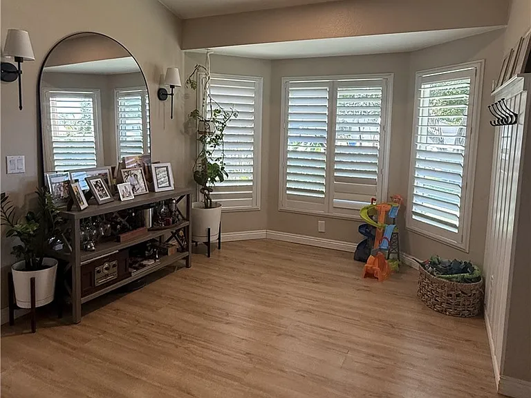 3165 Weatherby Dr — Photo 10